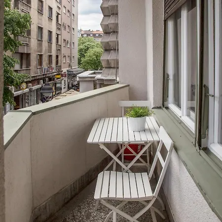 Apartment Zigzag