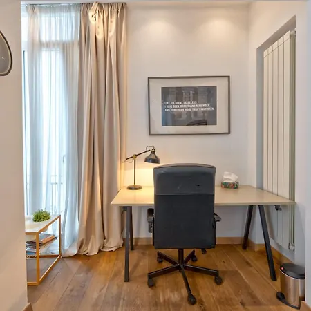 Zigzag Apartment Belgrad